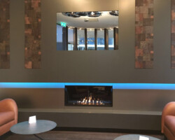 <strong>LUXEMBURG</strong><br />
KOMMERZIELLES PROJEKT