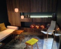 <strong>PARIS (FRANKREICH) </strong><br />
KOMMERZIELLES PROJEKT